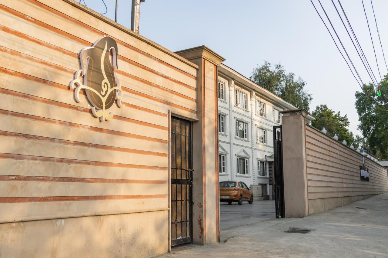 Paisley Palace Hotel Srinagar  Exterior photo